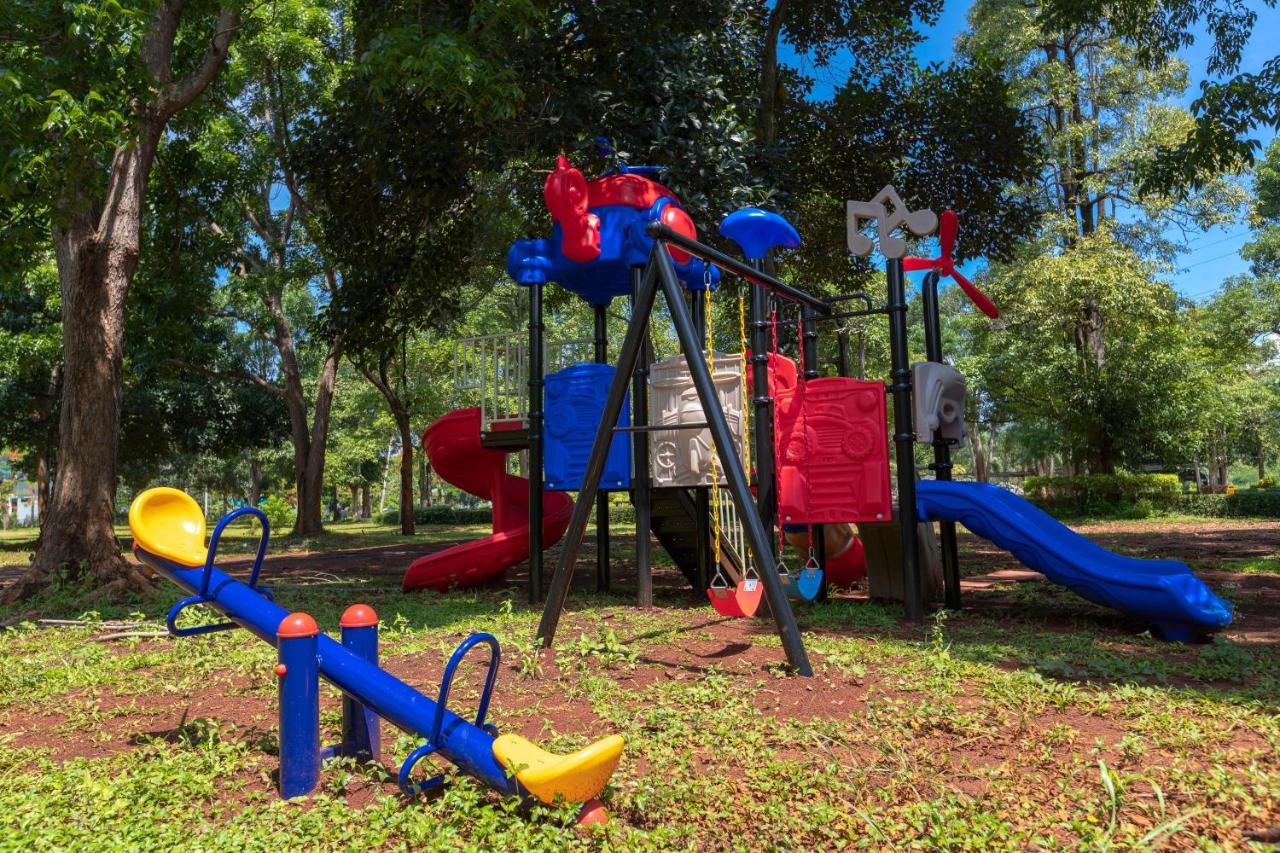 Diamond Hill Resort Nong Nam Daeng Екстериор снимка