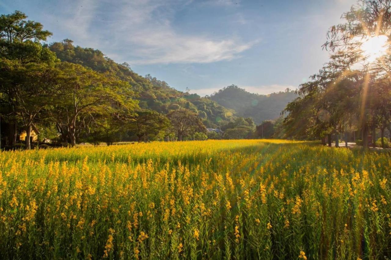 Diamond Hill Resort Nong Nam Daeng Екстериор снимка