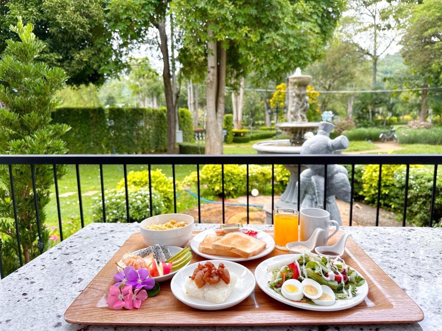 Diamond Hill Resort Nong Nam Daeng Екстериор снимка