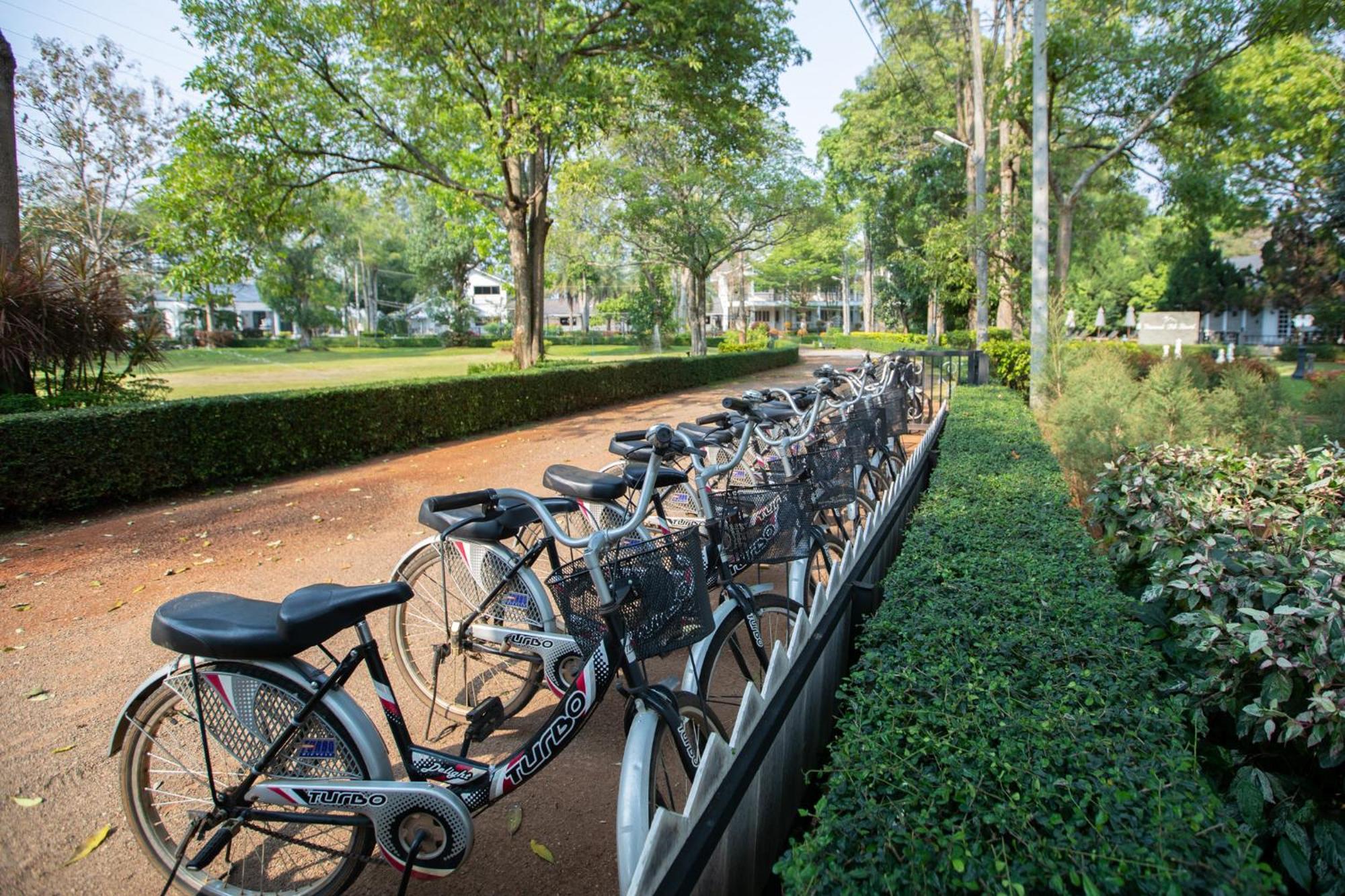 Diamond Hill Resort Nong Nam Daeng Екстериор снимка