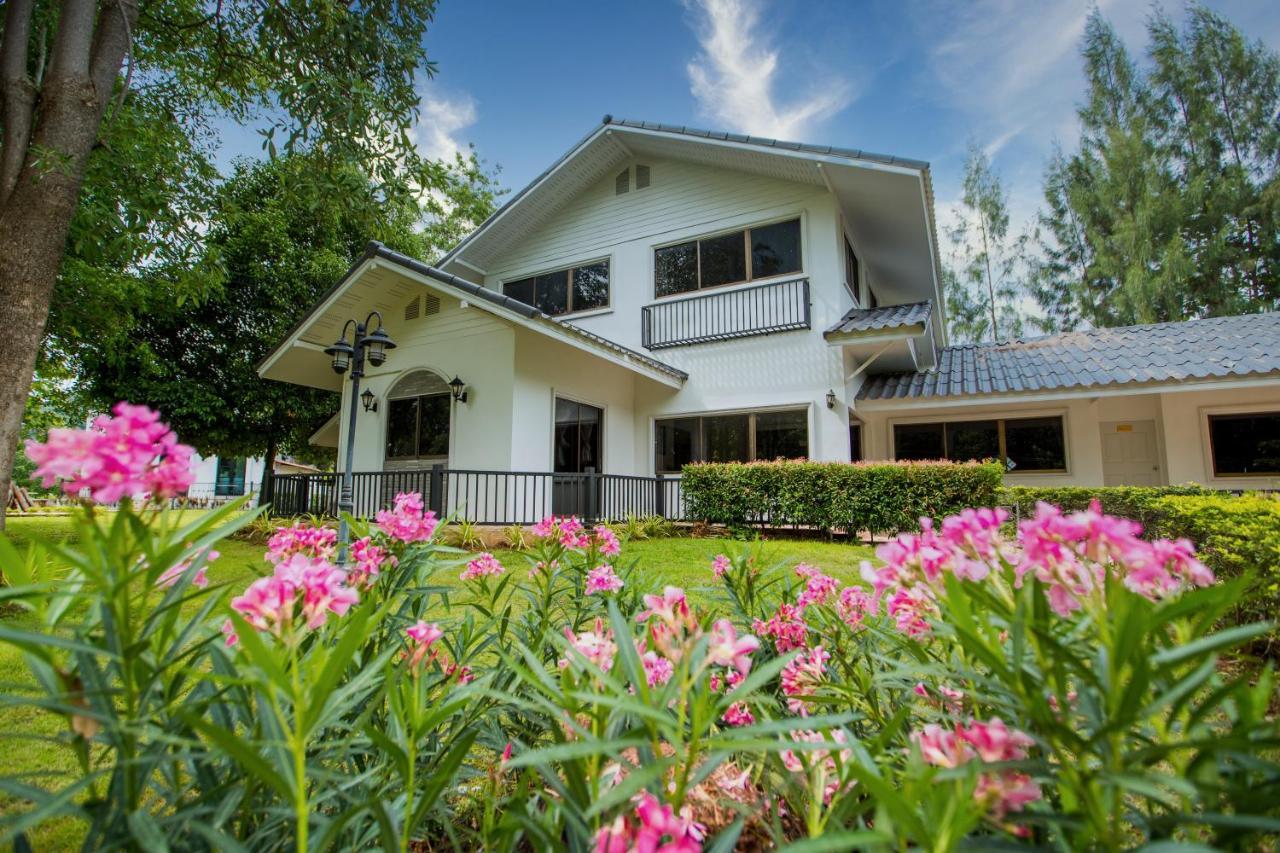 Diamond Hill Resort Nong Nam Daeng Екстериор снимка