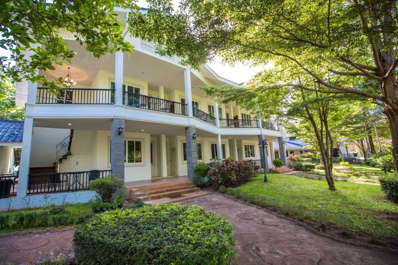 Diamond Hill Resort Nong Nam Daeng Екстериор снимка